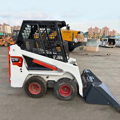 Small Bobcat Skid Steer Loader