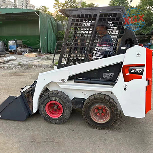 Small Bobcat Skid Steer Loader
