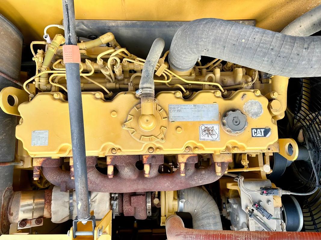 CAT 330D2L Excavator